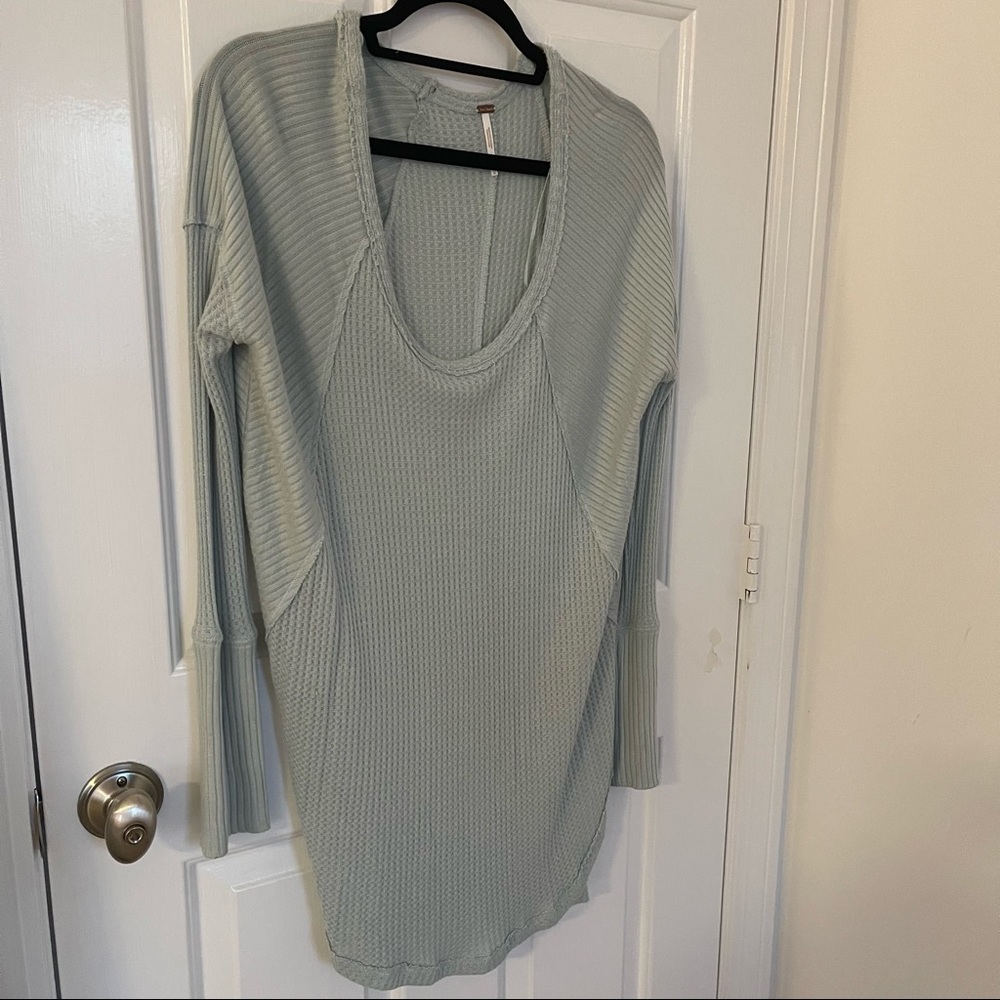🎉HP🎉 NWOT Free People light blue Catalina thermal long sleeve T-shirt - Picture 6 of 16